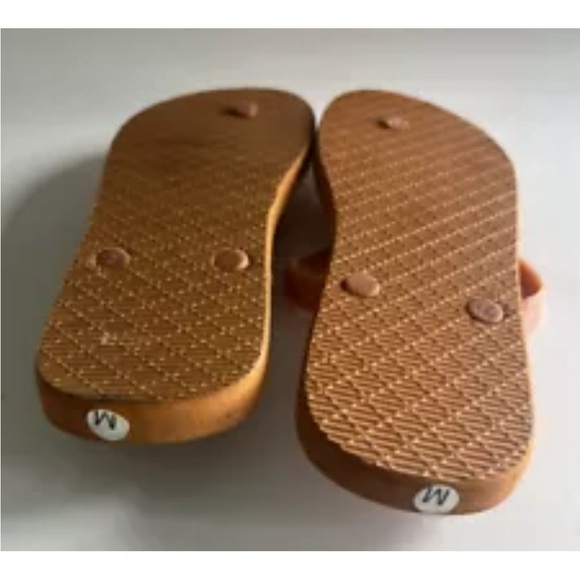 C.L.I.T. Coors Light Iced T Sandals Beer Shoes Thong Flip Flops Slides - Picture 2 of 3